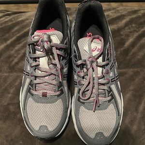 ASICS Women's Gray and Pink Athletic Shoes